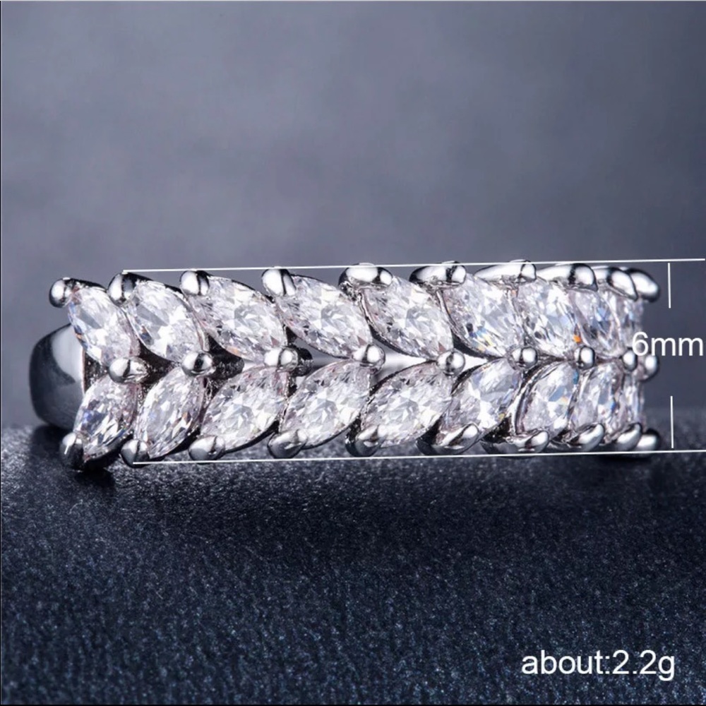 New Women’s 925 Silver Diamond Wedding Ring - Picture 4 of 4